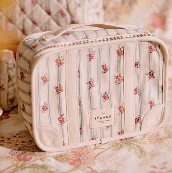 Sezane Floral 100% Cotton Mini Travel Bag - Picture 2 of 11